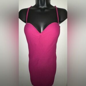 BEBE | M/L Fitted Bodycon Ribbed Dress - Adjustable Straps & Built in Bra Cups